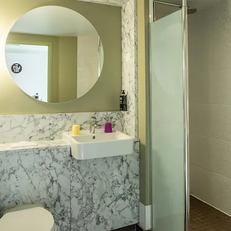 Hotel Campanile Centre - Gare Saint-jean