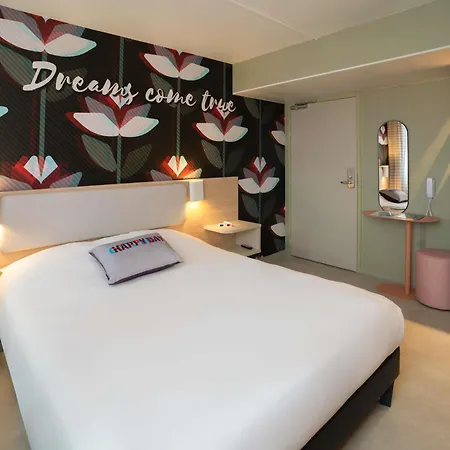 Hotel Campanile Centre - Gare Saint-jean