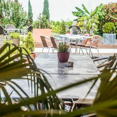 Ibis Styles Centre Gare מלון בורדו